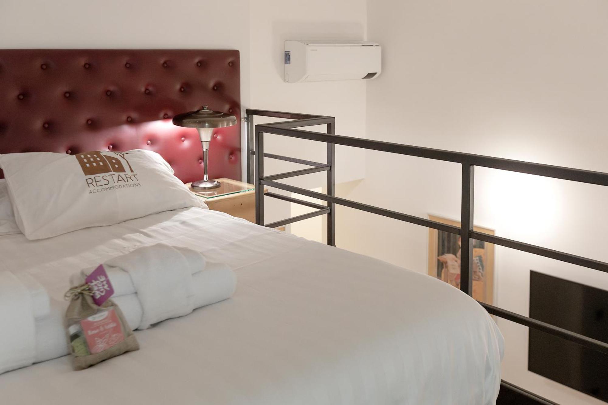 Restart Accommodations Colle Oppio E Paganini Rzym Zewnętrze zdjęcie